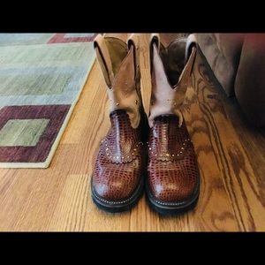 Fat baby boots